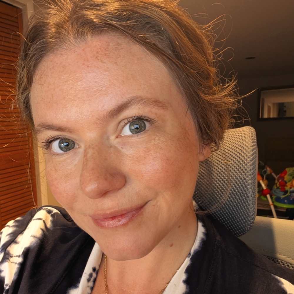 Meet your Posher, Corynne